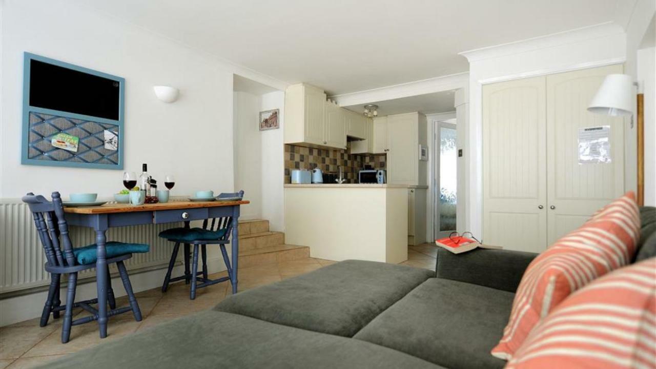 Waterloo Place Appartamento Charmouth Esterno foto
